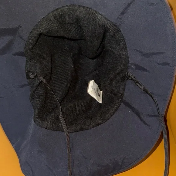 Outdoor Research Black Bucket Hat with White OR Logo and Chin Cord. Gore-Tex. - Picture 4 of 5